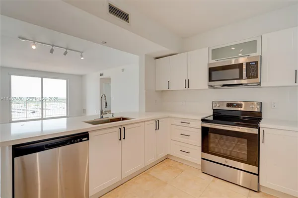 $3,600 | 7350 Southwest 89th Street, Unit 1505S, Miami, FL 33156