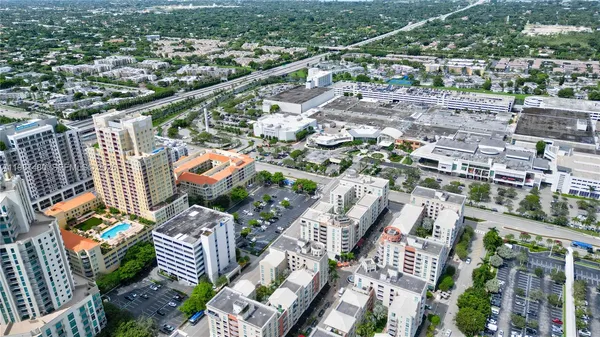 $3,600 | 7350 Southwest 89th Street, Unit 1505S, Miami, FL 33156