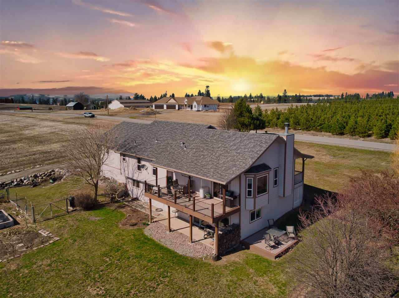 14108 East Piper Road Spokane, WA 99217 - Photo 3 of 20