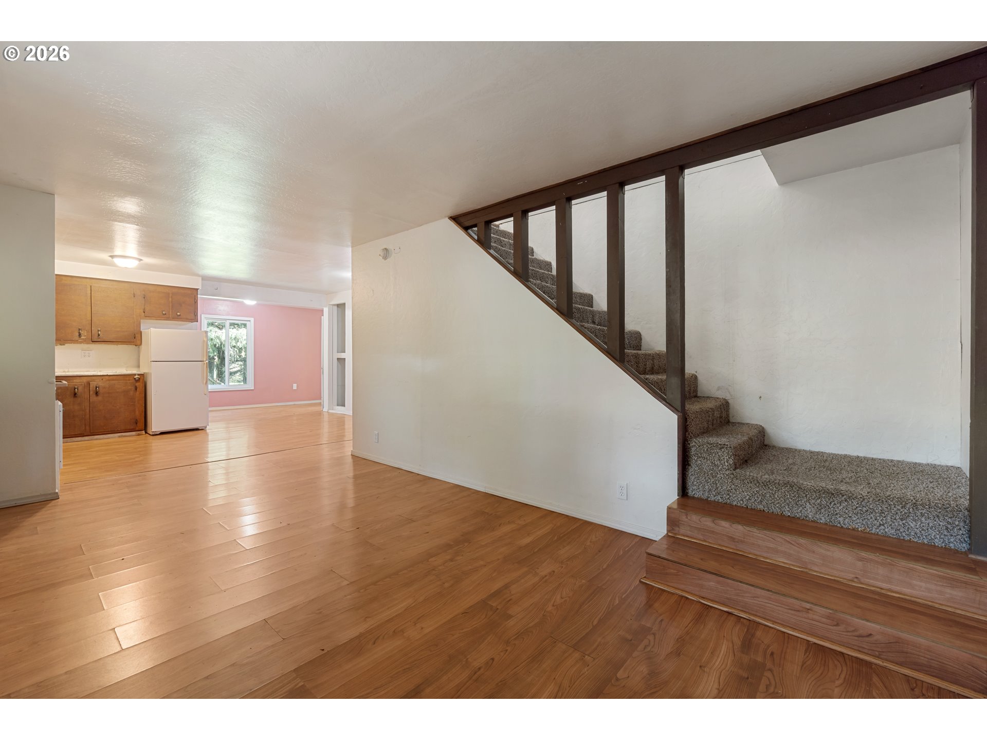 23939 Raze Road Elmira, OR 97437 - Photo 10 of 44 Living Room