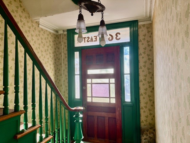 36 East Street Providence, RI 02906 - Photo 2 of 43