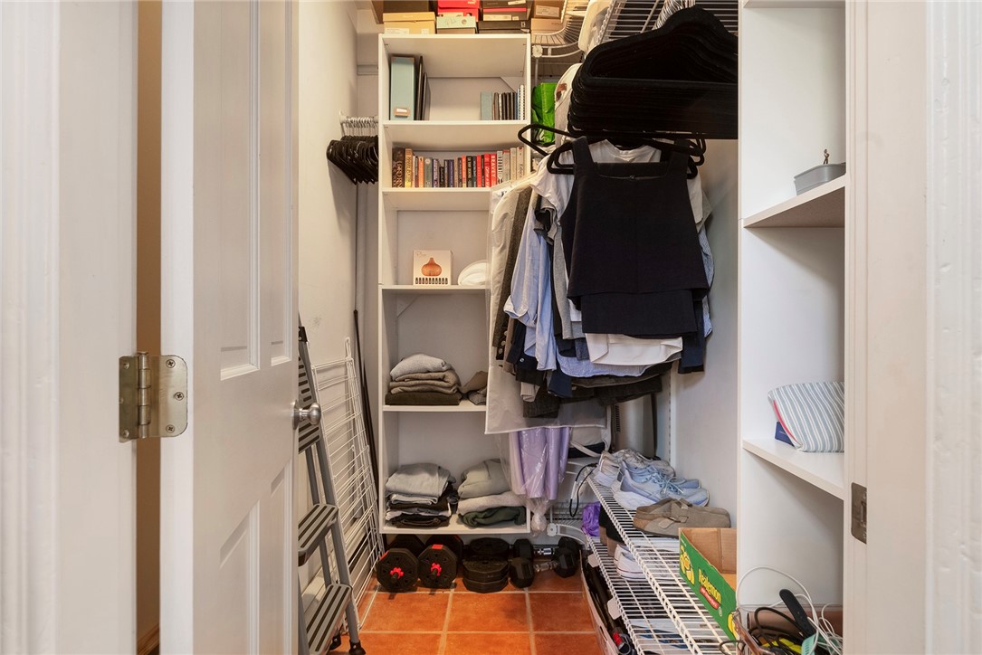 36 East Street Providence, RI 02906 - Photo 24 of 43