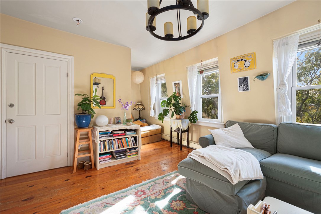 36 East Street Providence, RI 02906 - Photo 28 of 43