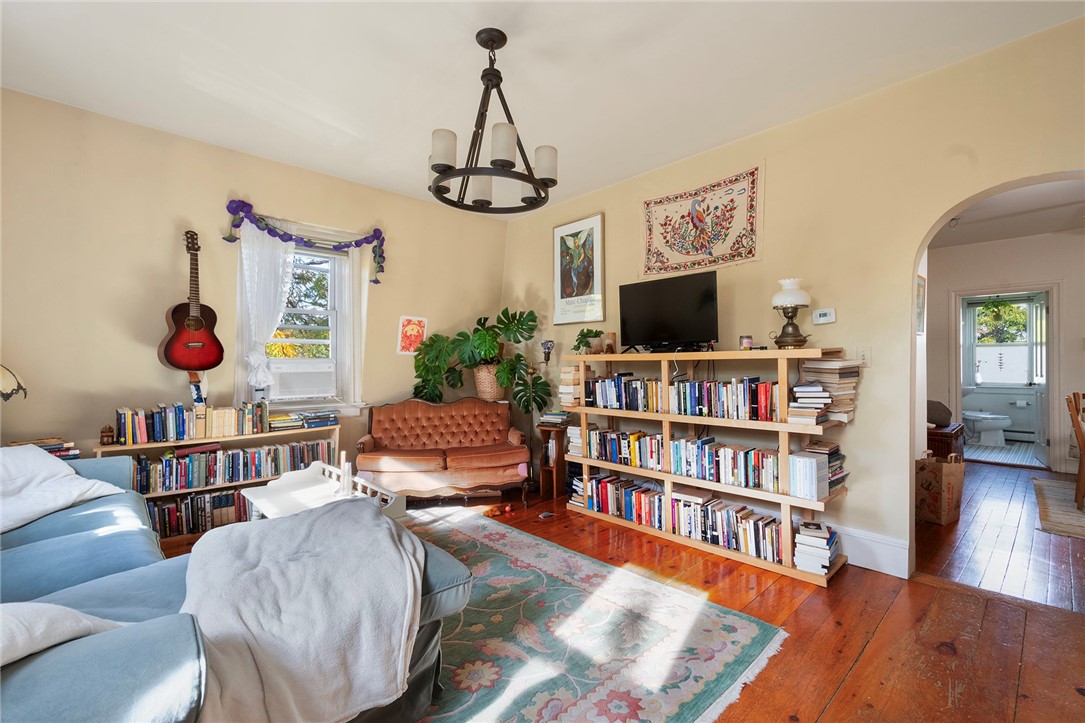 36 East Street Providence, RI 02906 - Photo 30 of 43