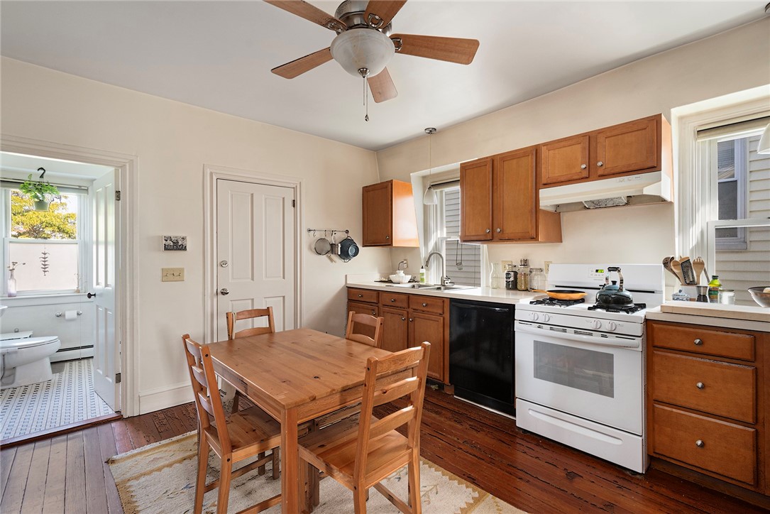 36 East Street Providence, RI 02906 - Photo 31 of 43