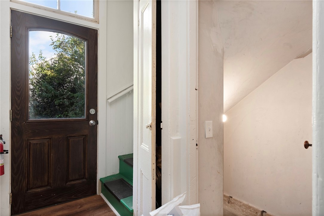 36 East Street Providence, RI 02906 - Photo 38 of 43