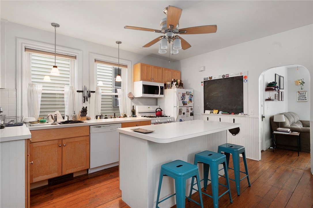 36 East Street Providence, RI 02906 - Photo 6 of 43