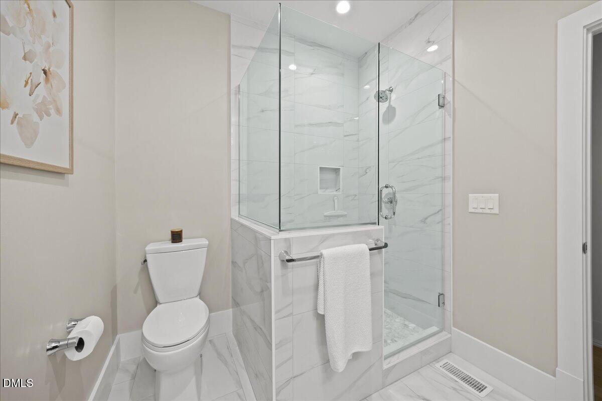 7212 Fontana Place Raleigh, NC 27615 - Photo 45 of 76 54-2A1A7341