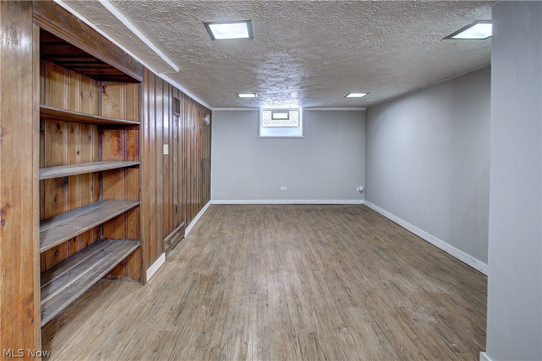 3620 Harvey Road Cleveland, OH 44118 - Photo 23 of 35 Gallery Image 23