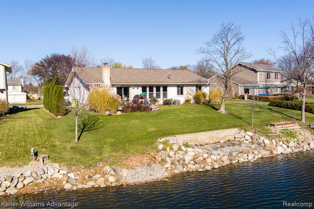 40843 Village Wood Road Novi, MI 48375 - Photo 32 of 46 Gallery Image 32