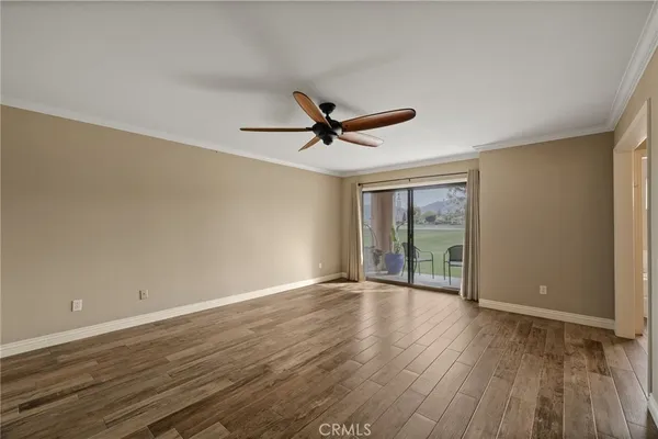 $299,900 | 14500 Las Palmas Drive, Unit 22, Bakersfield, CA 93306