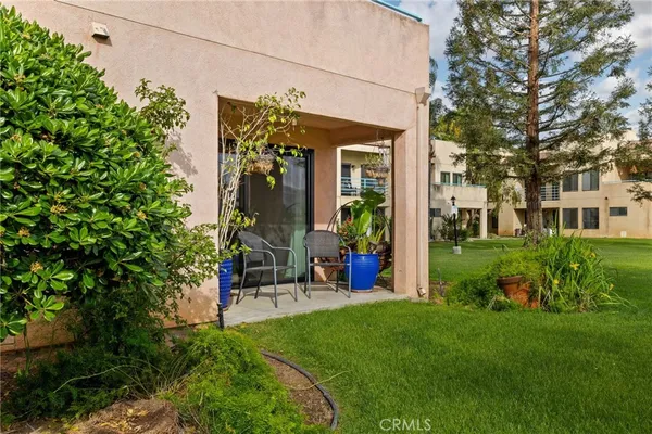 $299,900 | 14500 Las Palmas Drive, Unit 22, Bakersfield, CA 93306