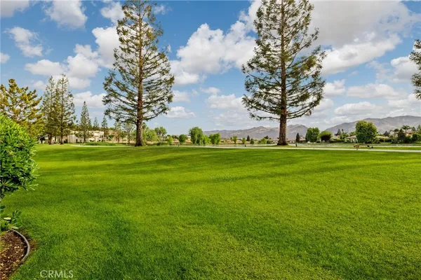 $299,900 | 14500 Las Palmas Drive, Unit 22, Bakersfield, CA 93306