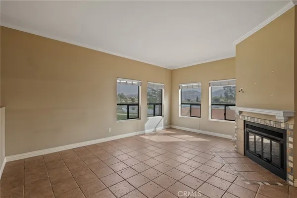 $299,900 | 14500 Las Palmas Drive, Unit 22, Bakersfield, CA 93306