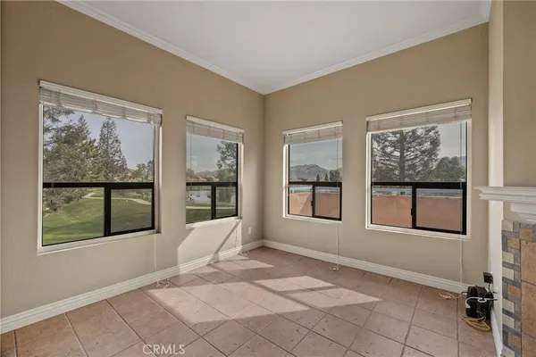 $299,900 | 14500 Las Palmas Drive, Unit 22, Bakersfield, CA 93306