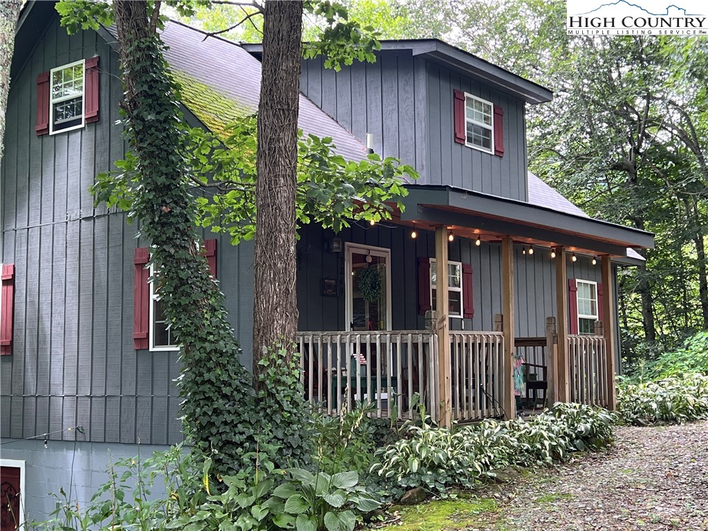 3249 Roaring Creek Road Newland, NC 28657 - Photo 1 of 39 Gallery Image 1