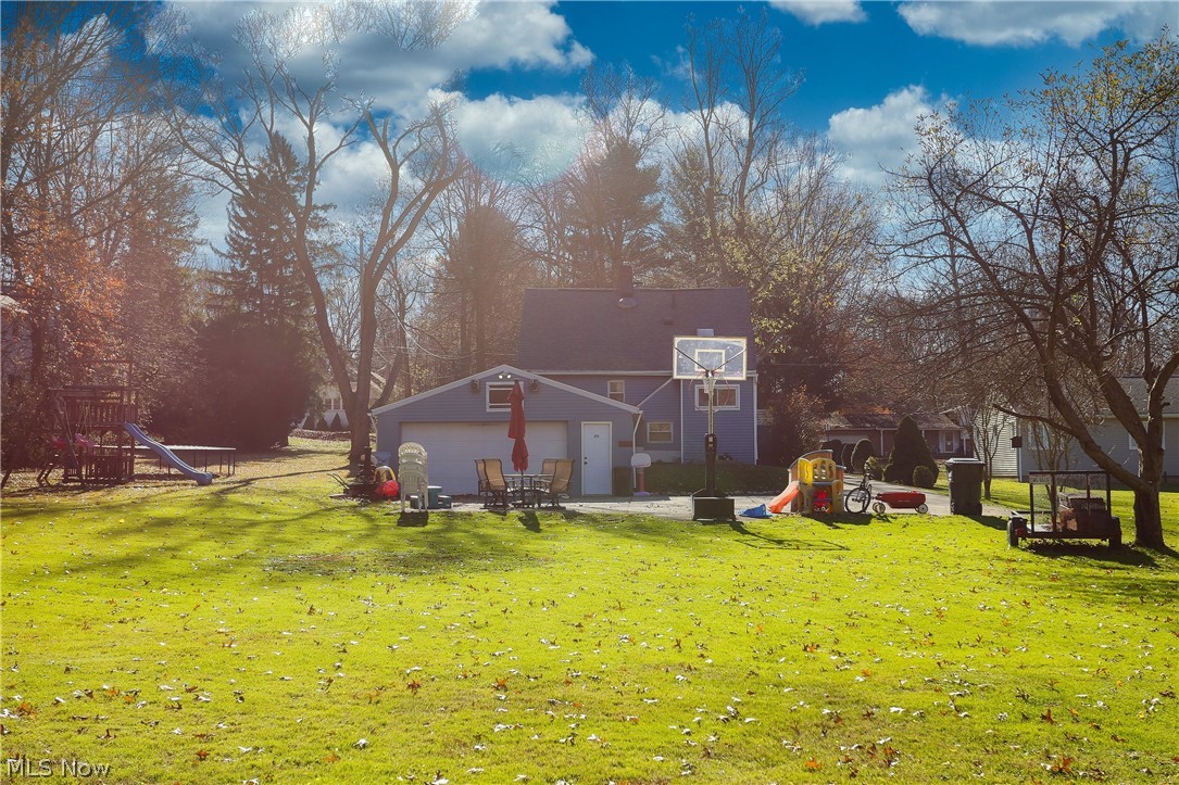 1955 Maple Road Stow, OH 44224 - Photo 7 of 33