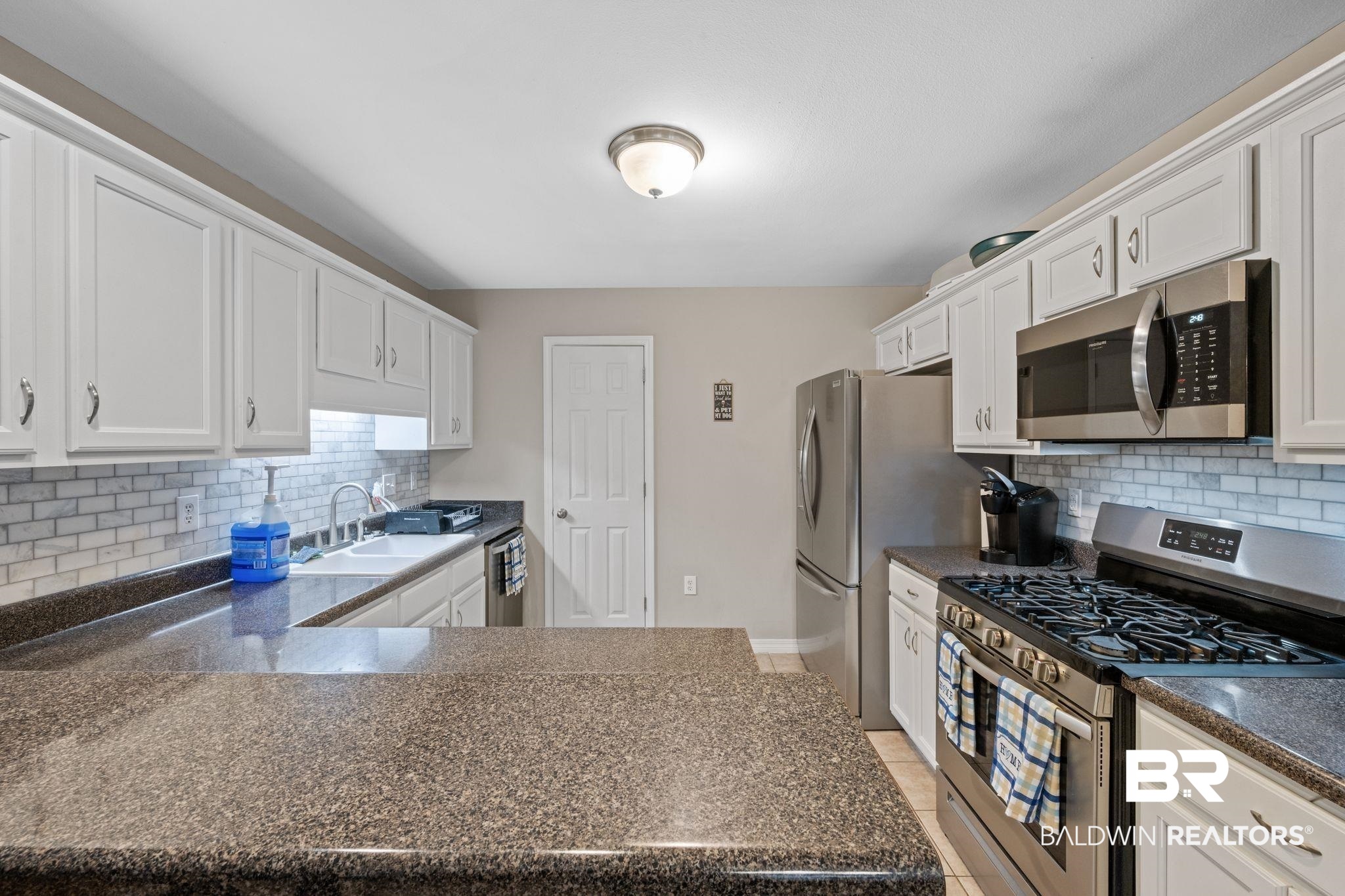 31553 Heidelbrook Loop Daphne, AL 36527 - Photo 7 of 37 Kitchen