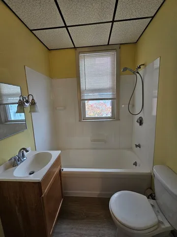 $1,550 | 549 Westford Street, Unit 4, Lowell, MA 01851