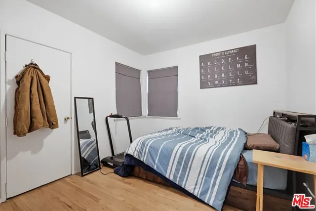 $1,690,888 | 1817 West Burbank Boulevard, Burbank, CA 91506