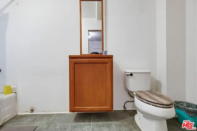 $1,690,888 | 1817 West Burbank Boulevard, Burbank, CA 91506