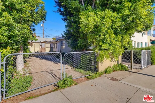 $1,690,888 | 1817 West Burbank Boulevard, Burbank, CA 91506