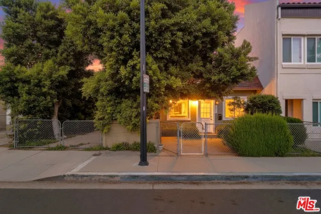 $1,690,888 | 1817 West Burbank Boulevard, Burbank, CA 91506