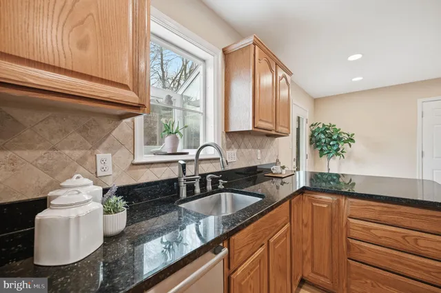 $850,000 | 9322 Elk Drive, Springfield, VA 22153