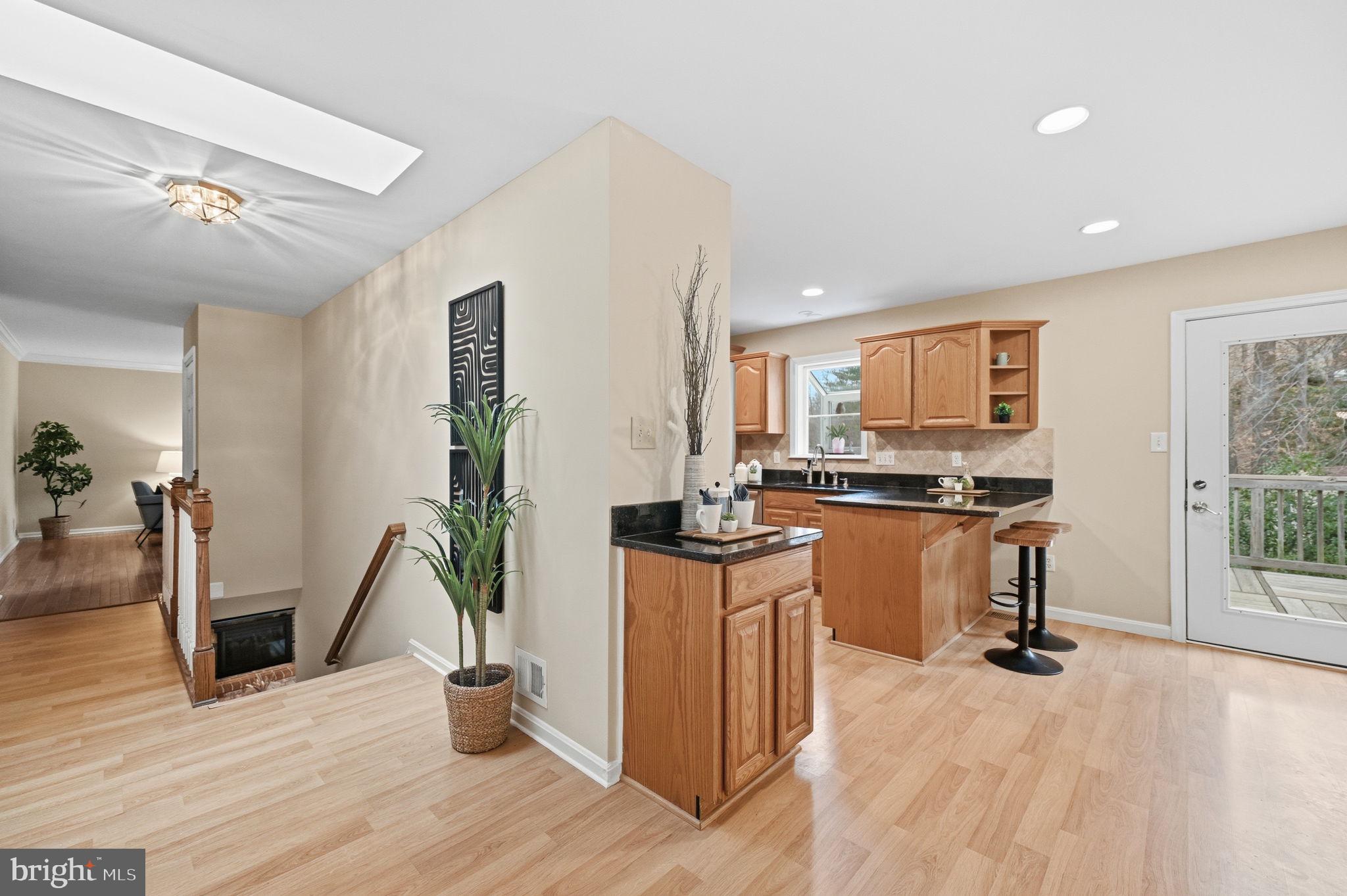 9322 Elk Drive Springfield, VA 22153 - Photo 21 of 40 View into hallway and kitchen