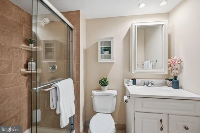 $850,000 | 9322 Elk Drive, Springfield, VA 22153