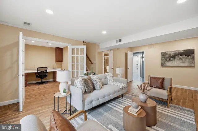 $850,000 | 9322 Elk Drive, Springfield, VA 22153