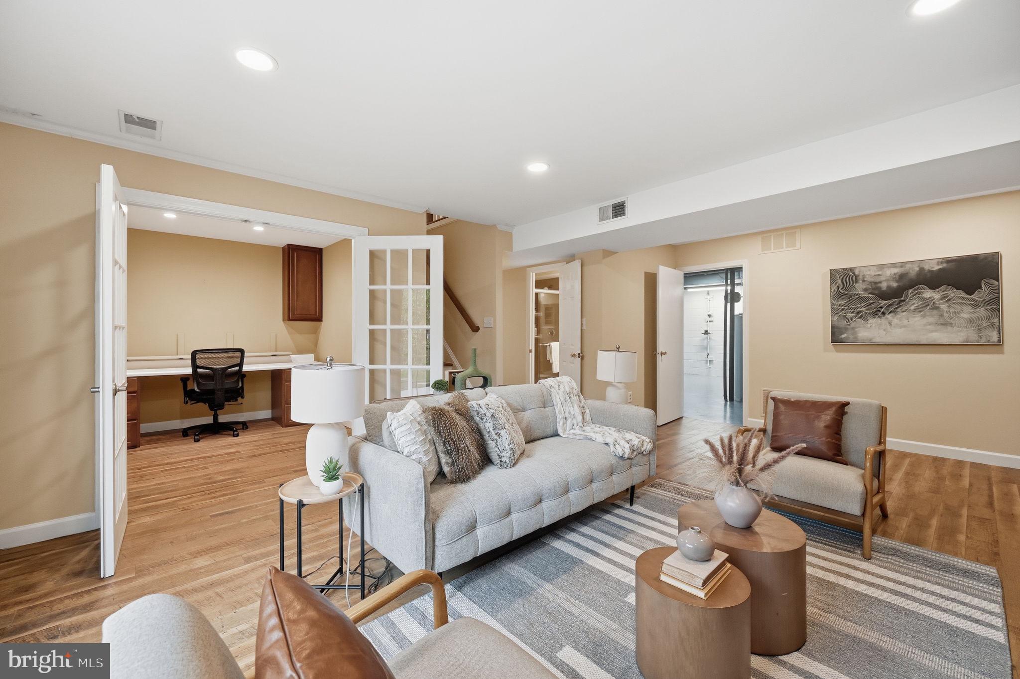 9322 Elk Drive Springfield, VA 22153 - Photo 4 of 43 a living room with furniture and a large window