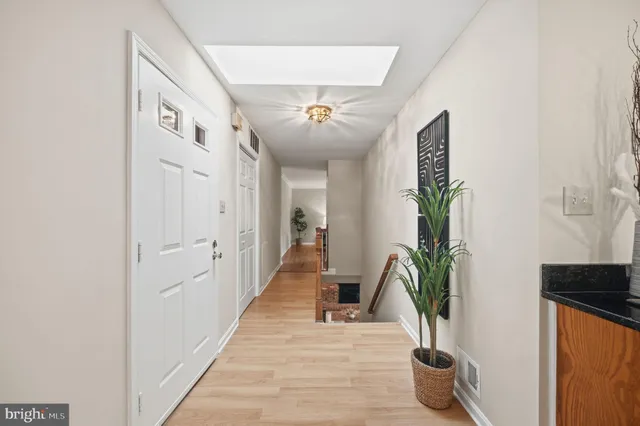 $850,000 | 9322 Elk Drive, Springfield, VA 22153