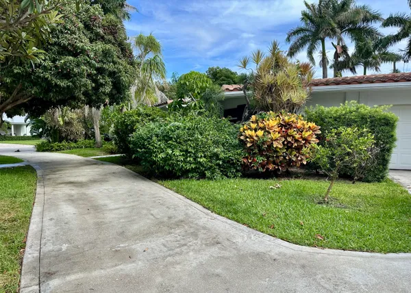 a view of a outdoor space