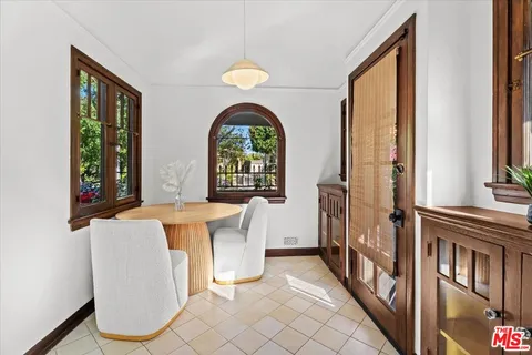 $1,999,000 | 1159 South Sierra Bonita Avenue, Los Angeles, CA 90019