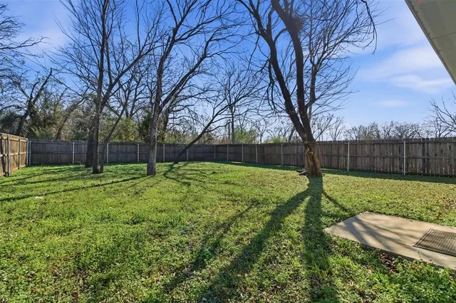 $1,450 | 1005 G W Jackson Avenue, Corsicana, TX 75110
