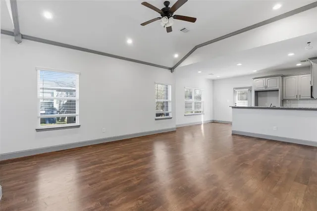 $1,450 | 1005 G W Jackson Avenue, Corsicana, TX 75110