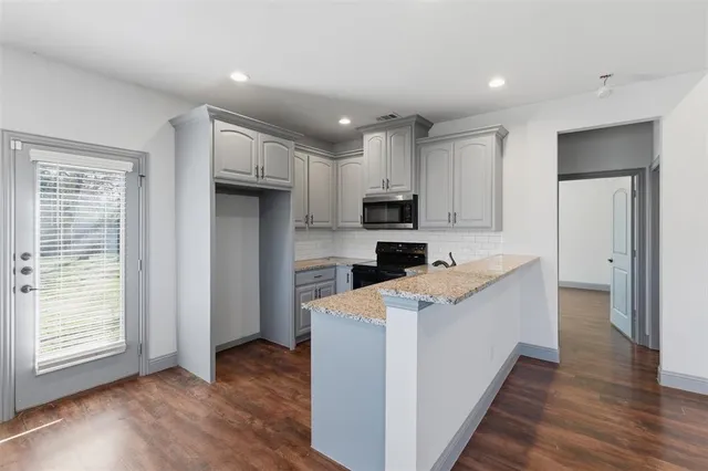 $1,450 | 1005 G W Jackson Avenue, Corsicana, TX 75110