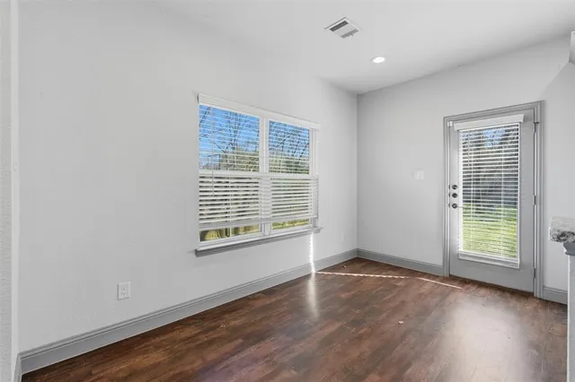 $1,450 | 1005 G W Jackson Avenue, Corsicana, TX 75110