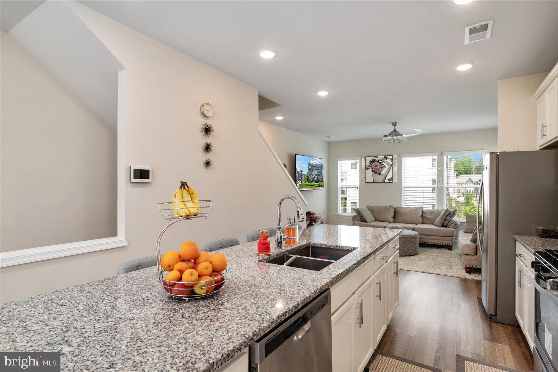 240 Narrowleaf Way Laurel, MD 20724 - Photo 9 of 38