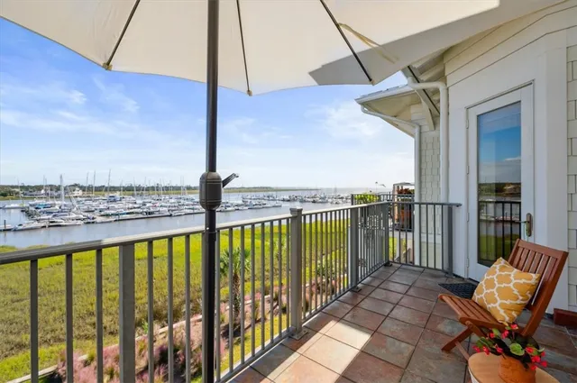 $645,000 | 20 Waterfront Drive, Unit 322, St. Simons Island, GA 31522