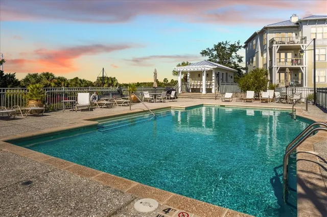 $645,000 | 20 Waterfront Drive, Unit 322, St. Simons Island, GA 31522