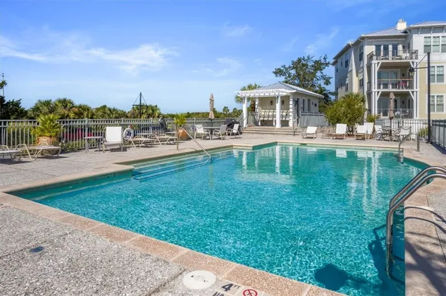 $645,000 | 20 Waterfront Drive, Unit 322, St. Simons Island, GA 31522