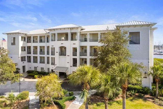 $645,000 | 20 Waterfront Drive, Unit 322, St. Simons Island, GA 31522