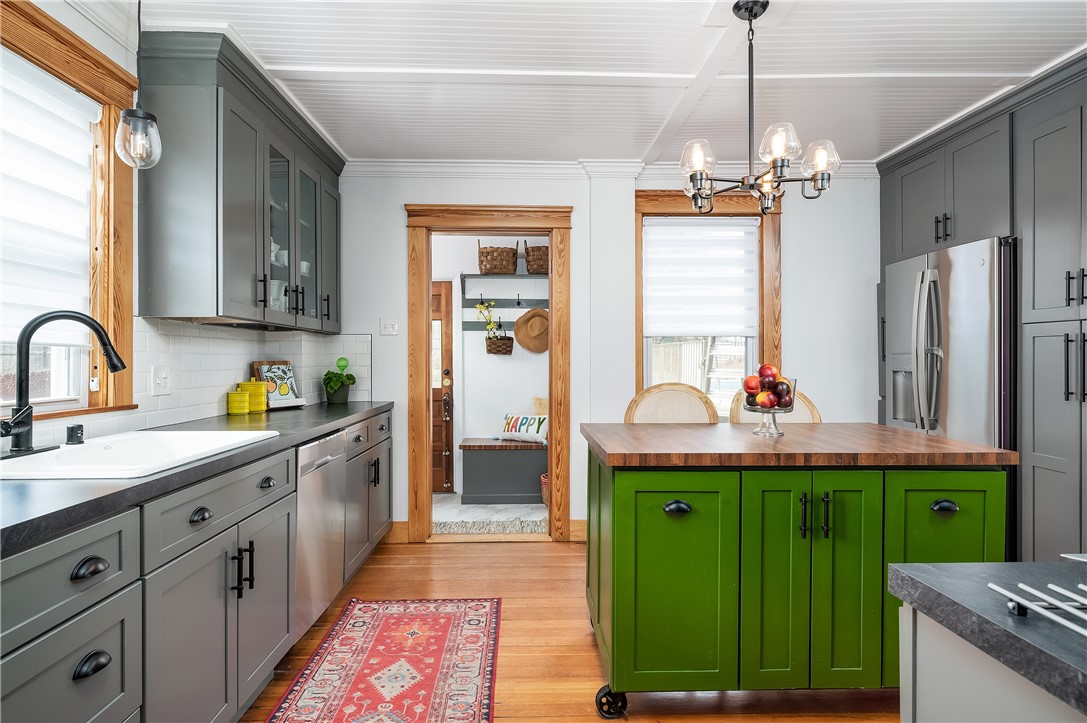 174 Rivulet Street Woonsocket, RI 02895 - Photo 3 of 29 Gallery Image 3