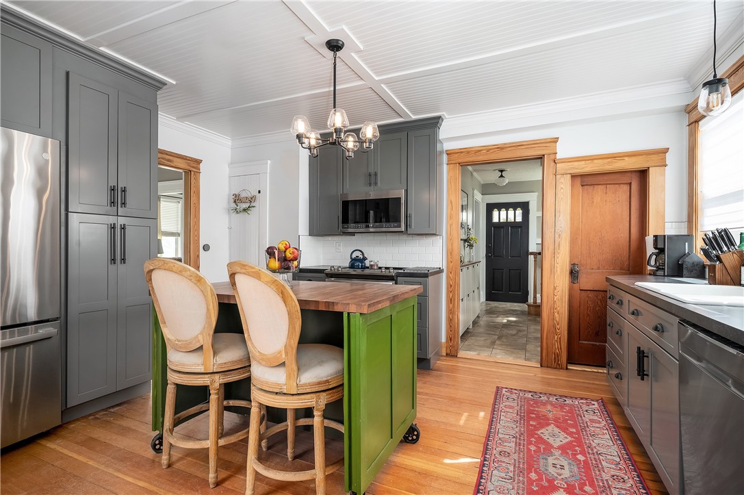 174 Rivulet Street Woonsocket, RI 02895 - Photo 6 of 29 Gallery Image 6