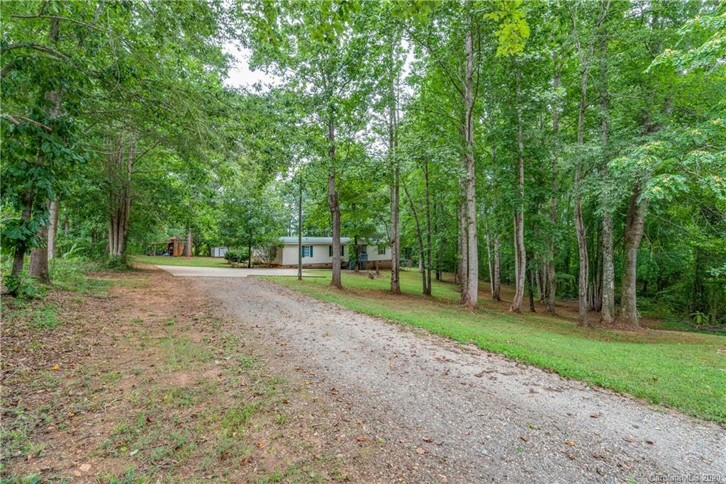 297 Falconview Road Lincolnton, NC 28092 - Photo 2 of 30 Gallery Image 2