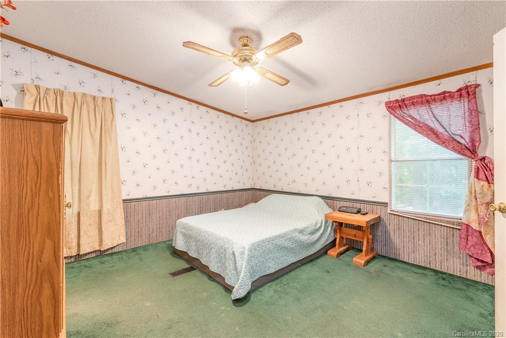297 Falconview Road Lincolnton, NC 28092 - Photo 14 of 30 Gallery Image 14