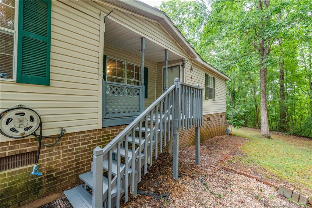297 Falconview Road Lincolnton, NC 28092 - Photo 5 of 30 Gallery Image 5