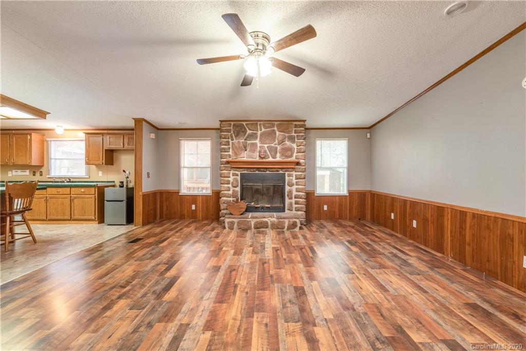297 Falconview Road Lincolnton, NC 28092 - Photo 7 of 30 Gallery Image 7